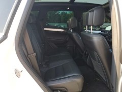 Volkswagen Touareg 2017 10