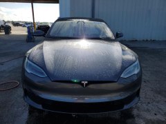 Tesla Model S Plaid 2021 1
