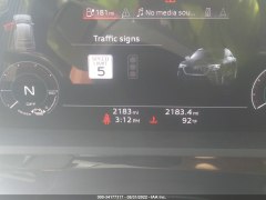Audi e-tron Premium Plus 2022 6