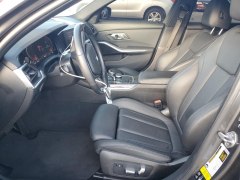 BMW 330i 2020 6