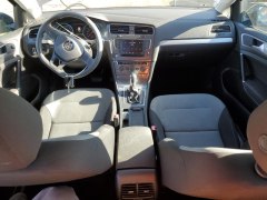 Volkswagen e-Golf 2016 8