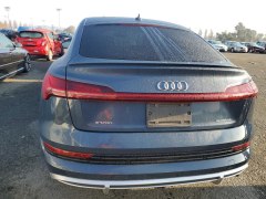 Audi e-tron Premium Plus 2021 4
