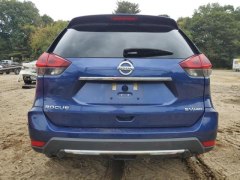 Nissan Rogue SV 2018 4