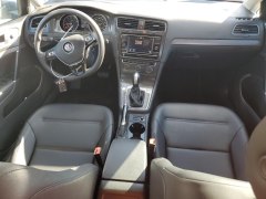 Volkswagen Golf SE 2020 8