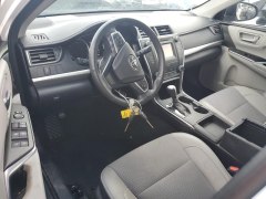 Toyota Camry SE 2017 8