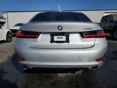 BMW 330i 2020 4