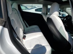 Tesla Model 3 Long Range 2022 9