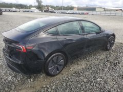 Tesla Model 3 Standart Range 2024 3