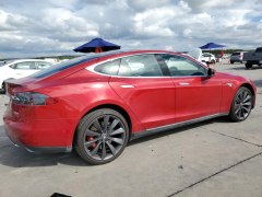Tesla Model S P90D 2015 3