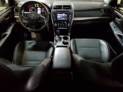 Toyota Camry SE 2017 8