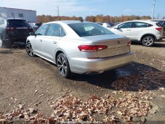 Volkswagen Passat SE 2021 6