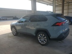 Toyota RAV4 XLE Premium 2021 5