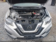 Nissan Rogue SV 2020 9