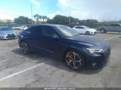 Audi e-tron Premium Plus 2022 2