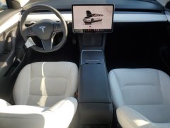 Tesla Model 3 Long Range 2022 8