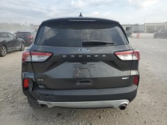 Ford Escape SE 2020 4