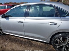 Volkswagen Passat SE 2021 7