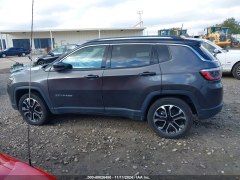 Jeep Compass Limited 2022 8