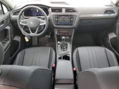 Volkswagen Tiguan SE 2022 8