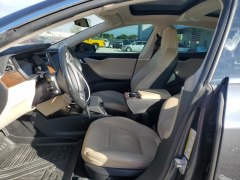Tesla Model S 90D 2016 6