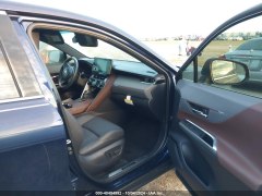 Toyota Venza XLE Hybrid 2021 8