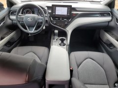 Toyota Camry LE 2023 8
