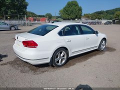 Volkswagen Passat SEL 2014 2