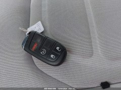 Jeep Renegade Latitude 2020 13