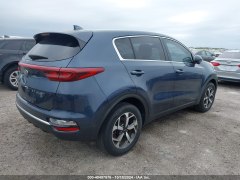 Kia Sportage LX 2021 4