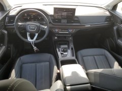 Audi Q5 Premium 2021 8