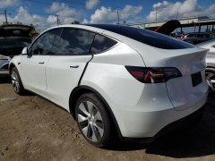 Tesla Model Y Long Range 2023 5