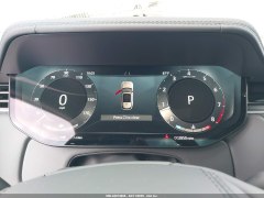Land Rover Range Rover SE P530 2025 10