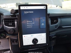 Ford F150 Lightning Lariat 2023 10