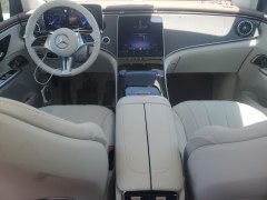 Mercedes-Benz EQE350 4MATIC 2025 7