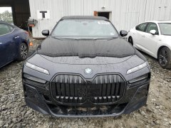 BMW 760i XDrive 2025 1