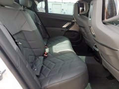 BMW 740i 2025 9